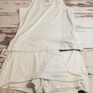 White w/Black Detailing Tennis Set